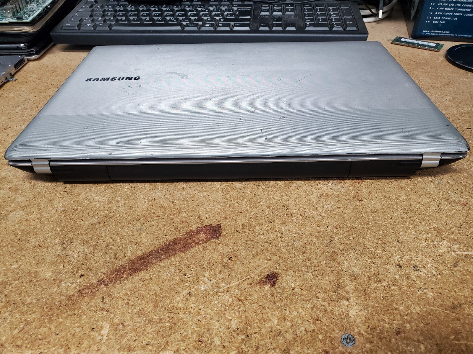 Samsung NP-RV511-A01US Laptop 15″ Intel Core i3 1st Gen READ for parts