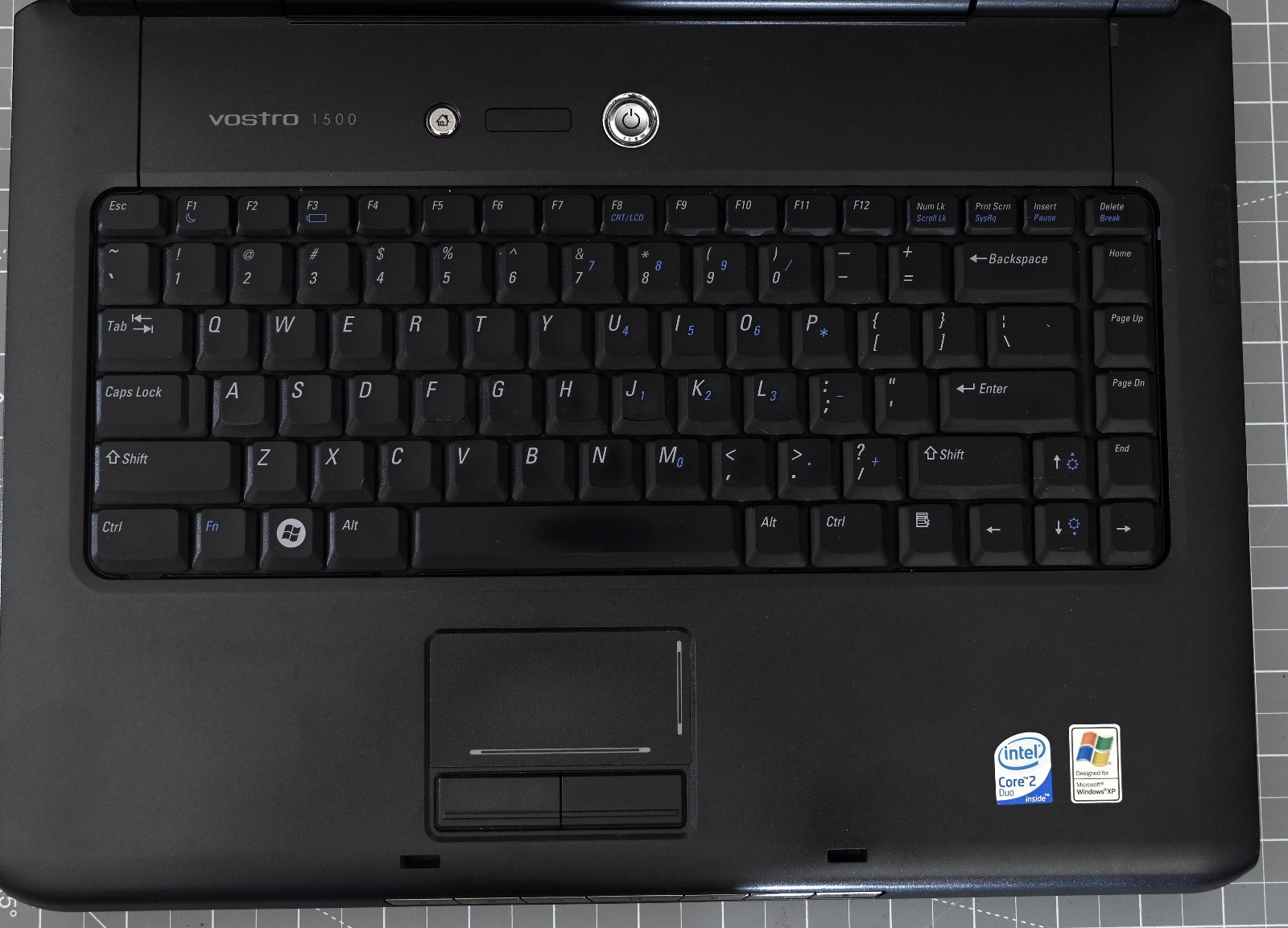 Dell Vostro 1500 15.4” Laptop Core 2 Duo 2 GB RAM 150 GB HDD Windows 7 READ!!