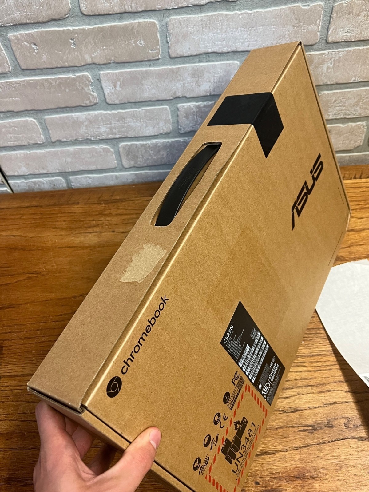 ASUS Chromebook C523NA-DH02 15.6″ Laptop Intel Celeron 4GB RAM New Sealed