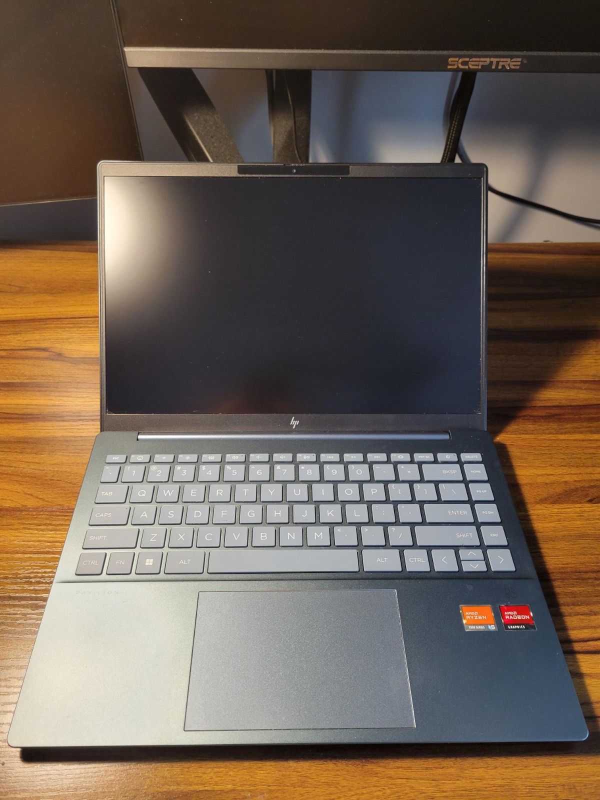HP Pavilion Plus 14 Ryzen 5 7540u 16GB RAM 512gb NVME – Excellent Condition