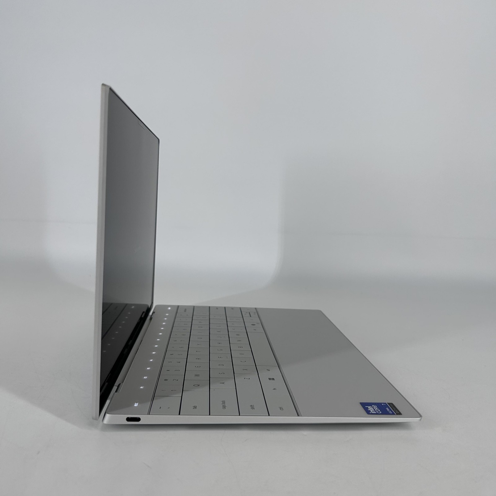 Dell XPS 13 9350 Silver FHD+ 2.2 GHz Ultra 7 258V 32GB RAM 1TB SSD Excellent