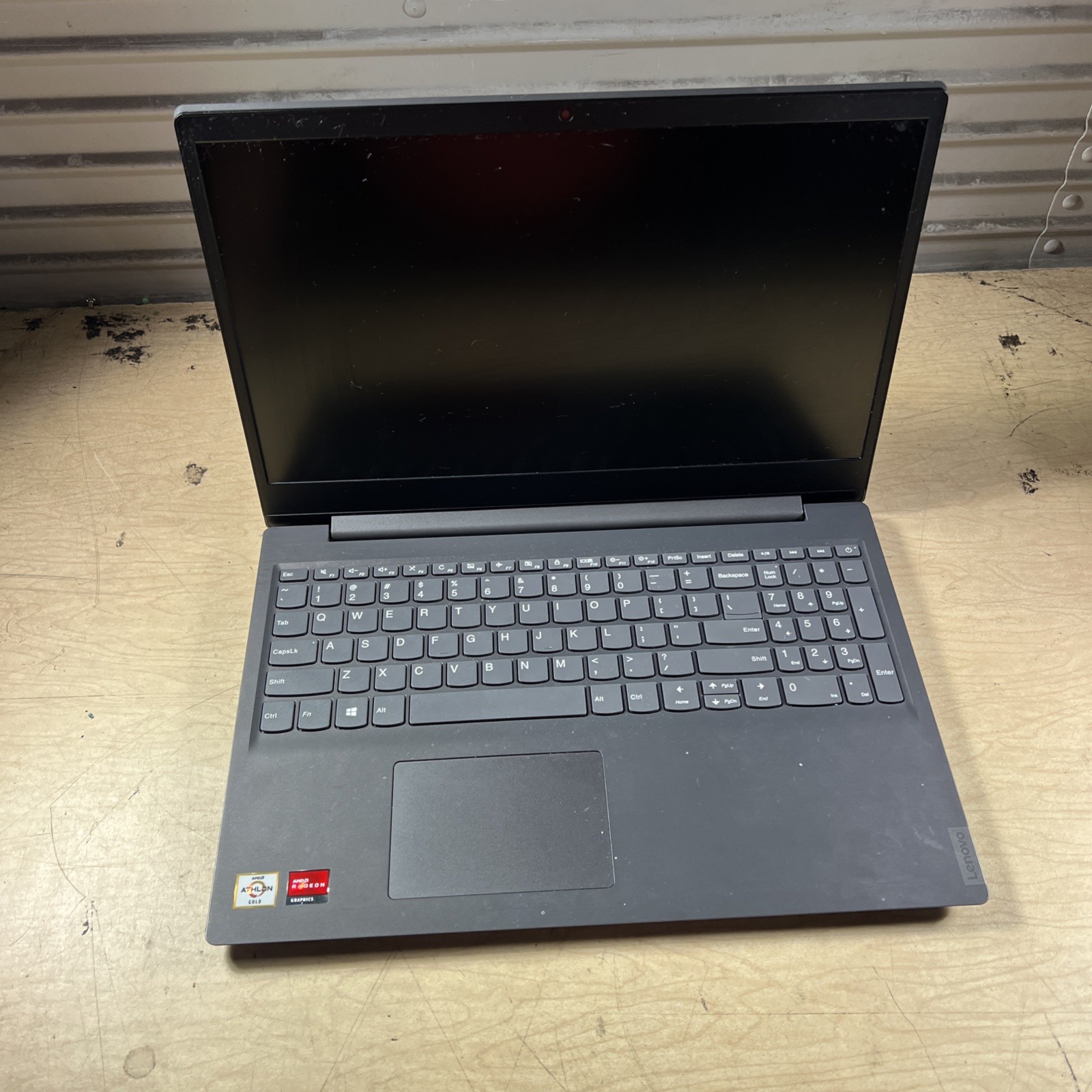 LENOVO V15-ADA AMD ATHLON GOLD 3150U 8GB RAM **NO HD/ NO CADDIE/ NO OS