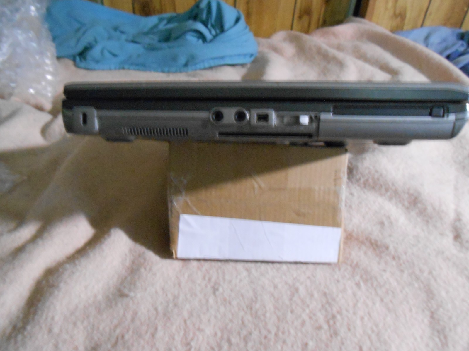 Dell Latitude D630 Windows XP Professional SP3 laptop