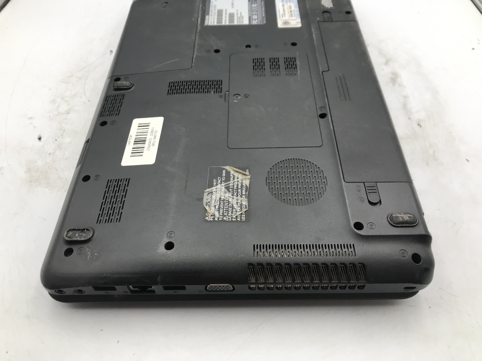 TOSHIBA SATELLITE C655 S5305 – FOR PARTS/BROKEN LCD – INTEL I3 2ND GEN -READ- BB