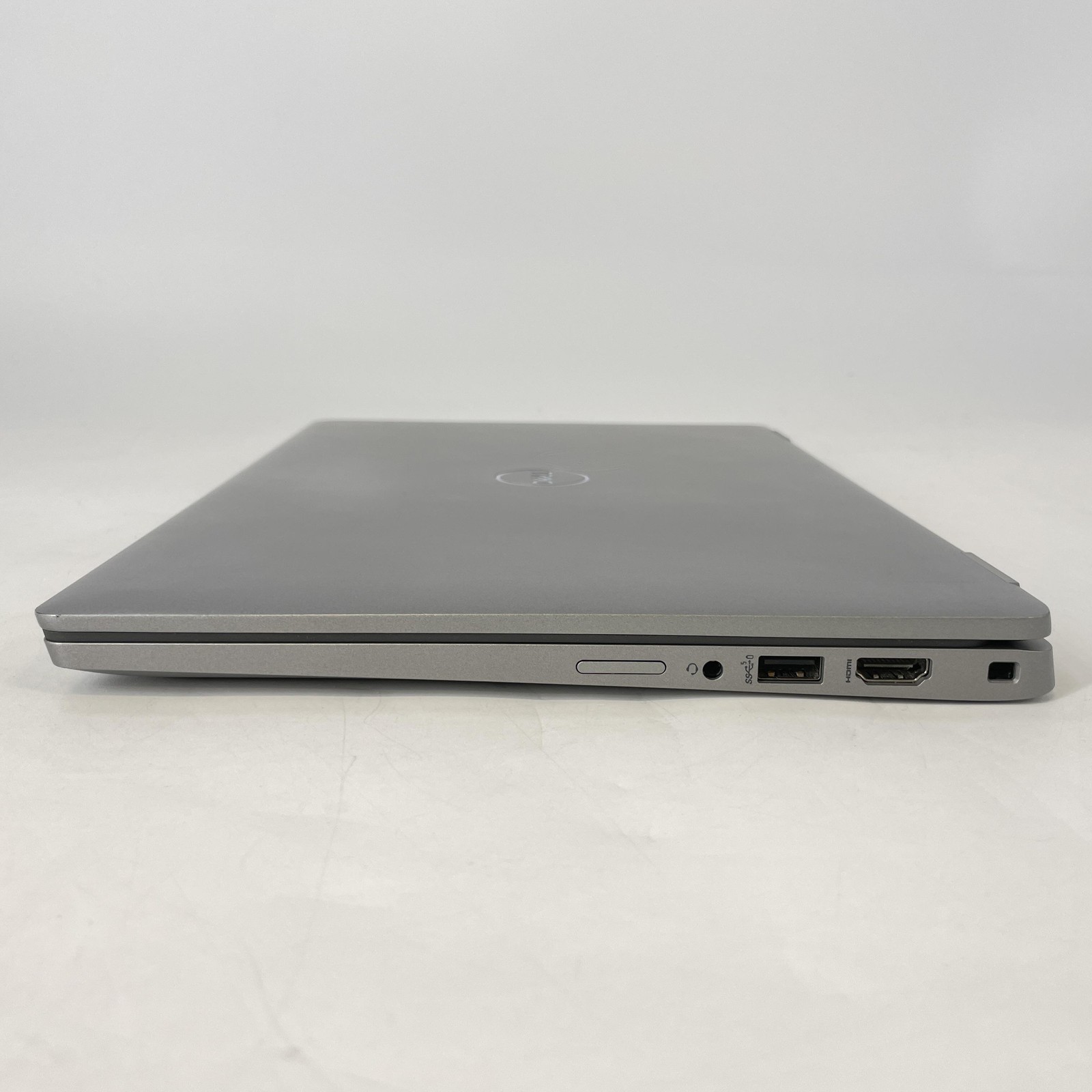 Dell Latitude 5330 13.3 FHD 1.6 GHz i5-1245U 16GB 512GB SSD Excellent