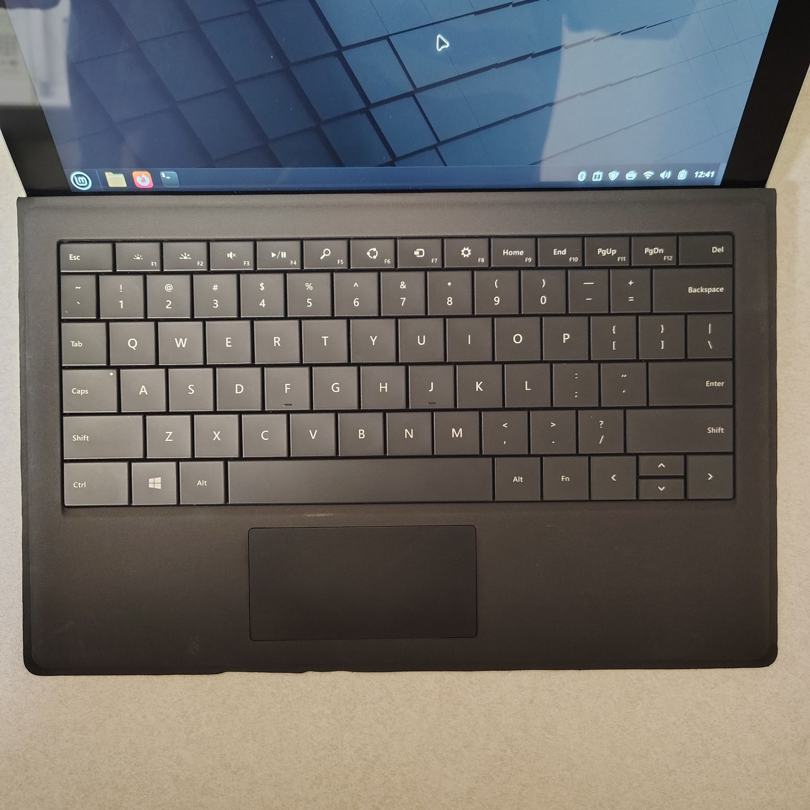 Microsoft Surface Pro 3 Touchscreen Linux Mint Laptop Tablet 128GB SSD 1440p i5