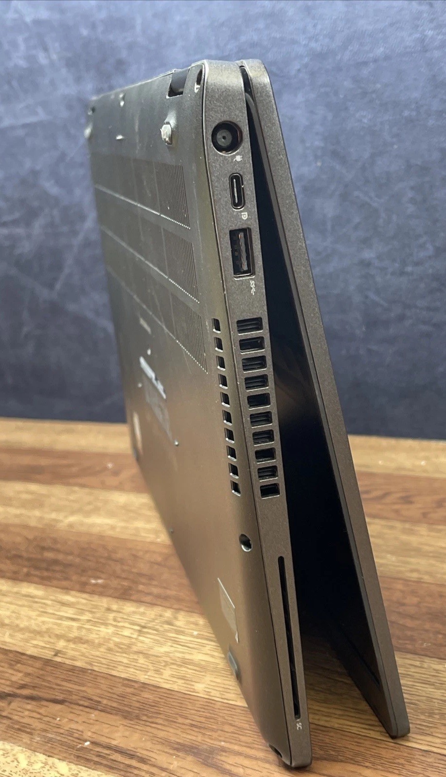 Dell Latitude 5400 14 in Core i5-8365U 1.60 GHz 8GB RAM 256GB SSD