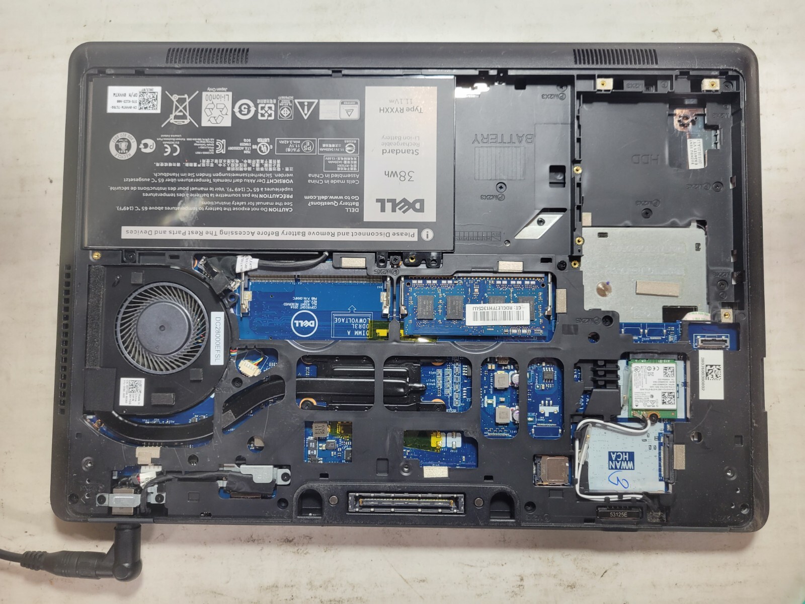 DELL LATITUDE E5450 w/i5-5200U, 2GB RAM Laptop for Parts/Repair #0143