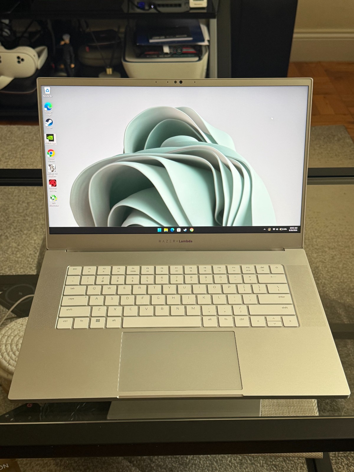 Razer Lambda TensorBook 2022 15.6″ i7-12800H 1.8GHz 32GB RAM 2TB SSD RTX 3070 Ti