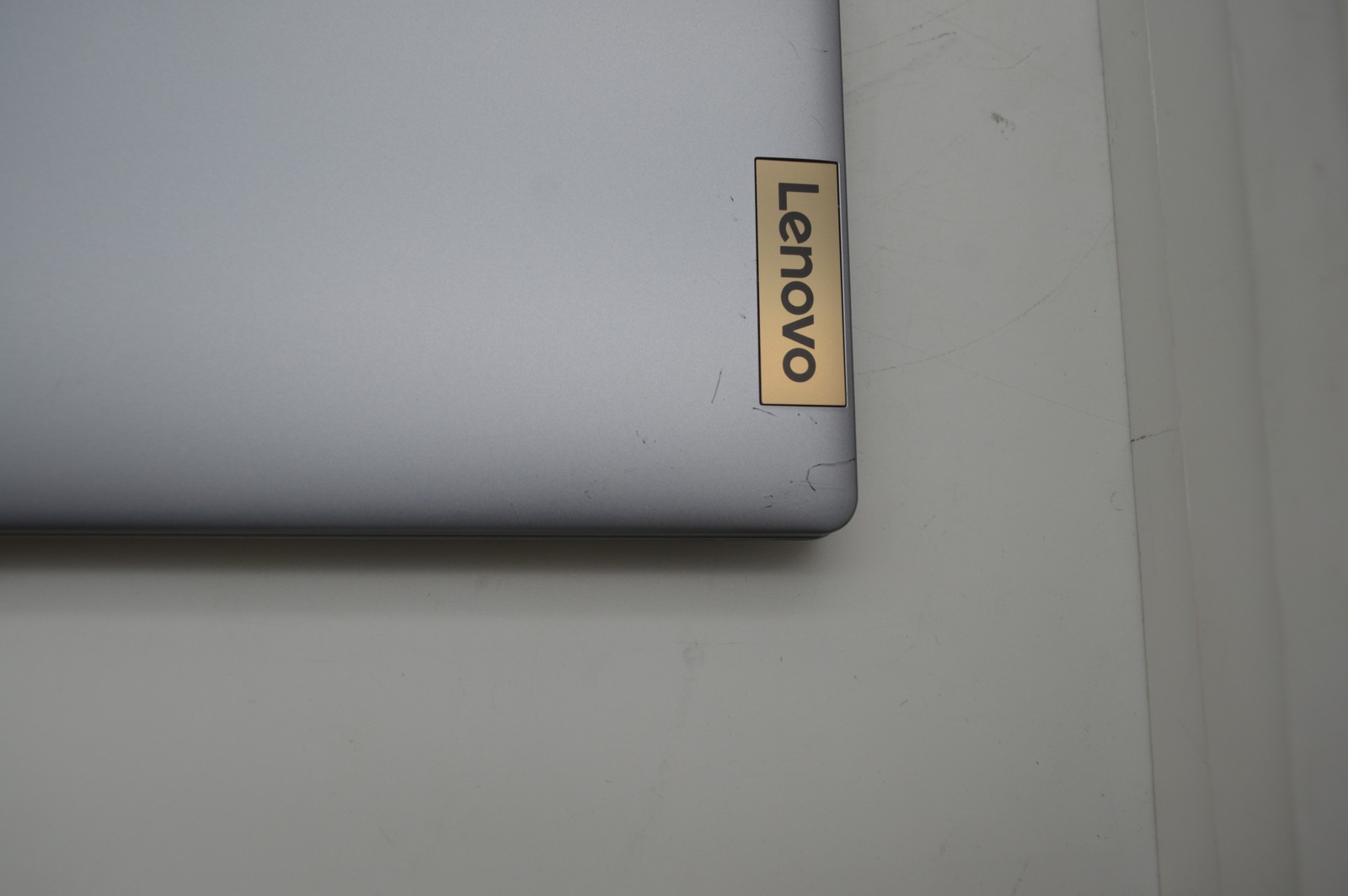 Lenovo IdeaPad Slim 3 15.6″ Core i5-1335U 1.3GHz 8GB 256GB SSD PC1309877