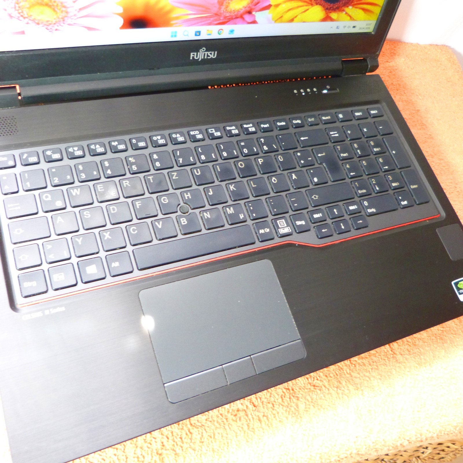 Fujitsu H780 ELITE WORKSTATION 180 Degree FULLHD l 32GB RAM NEW SSD Windows 1…