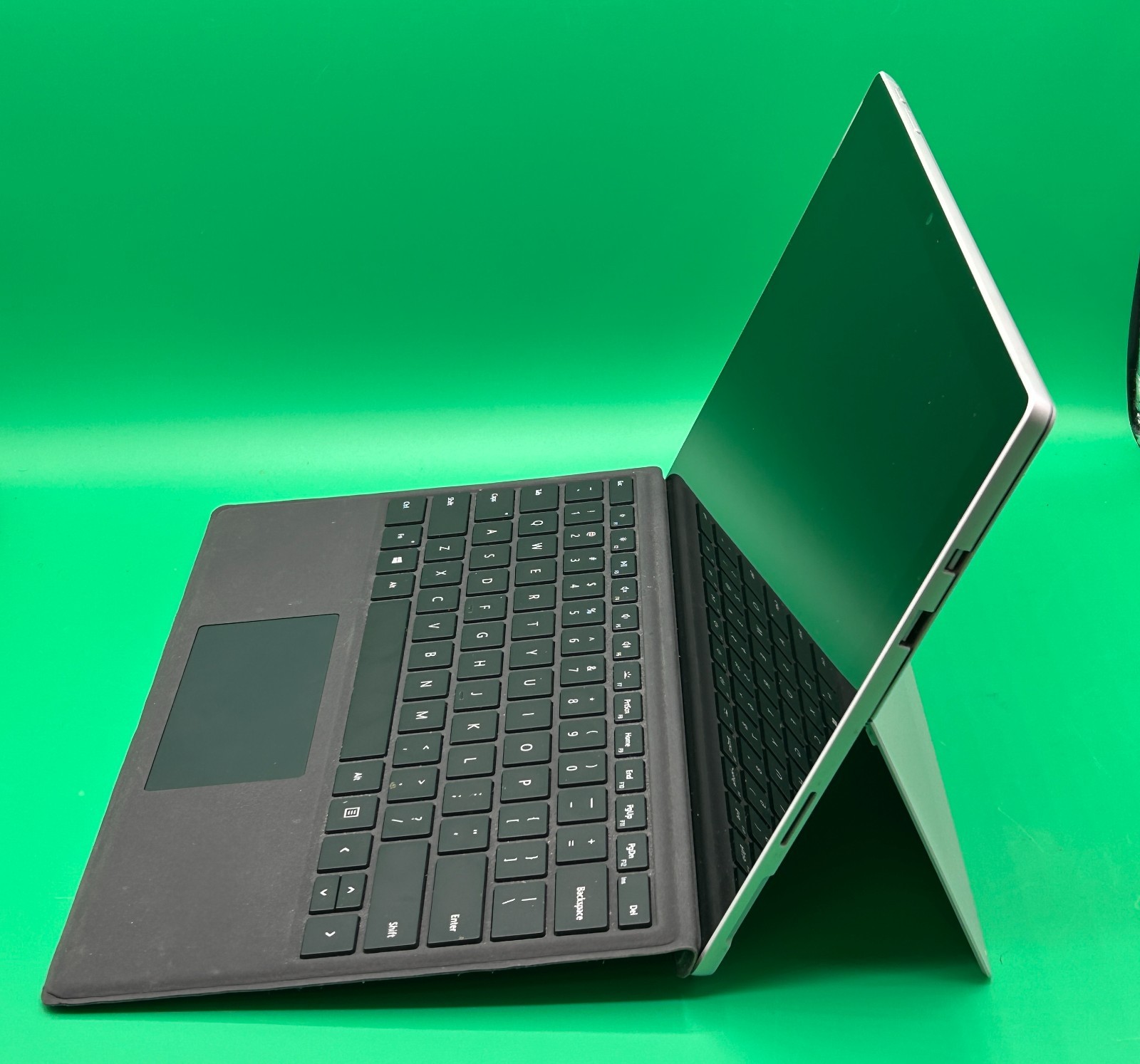 Microsoft Surface Pro 6 1796 12.3″ i5 8GB 256GB SSD Win11 Pro