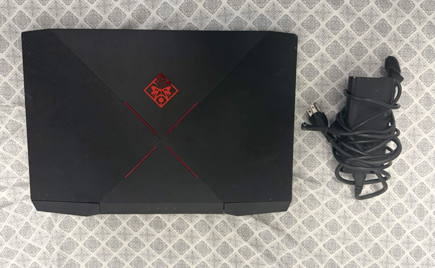 HP OMEN 15-ce011dx i7 GTX 1050 15.6” 16gb Ram Gaming Laptop