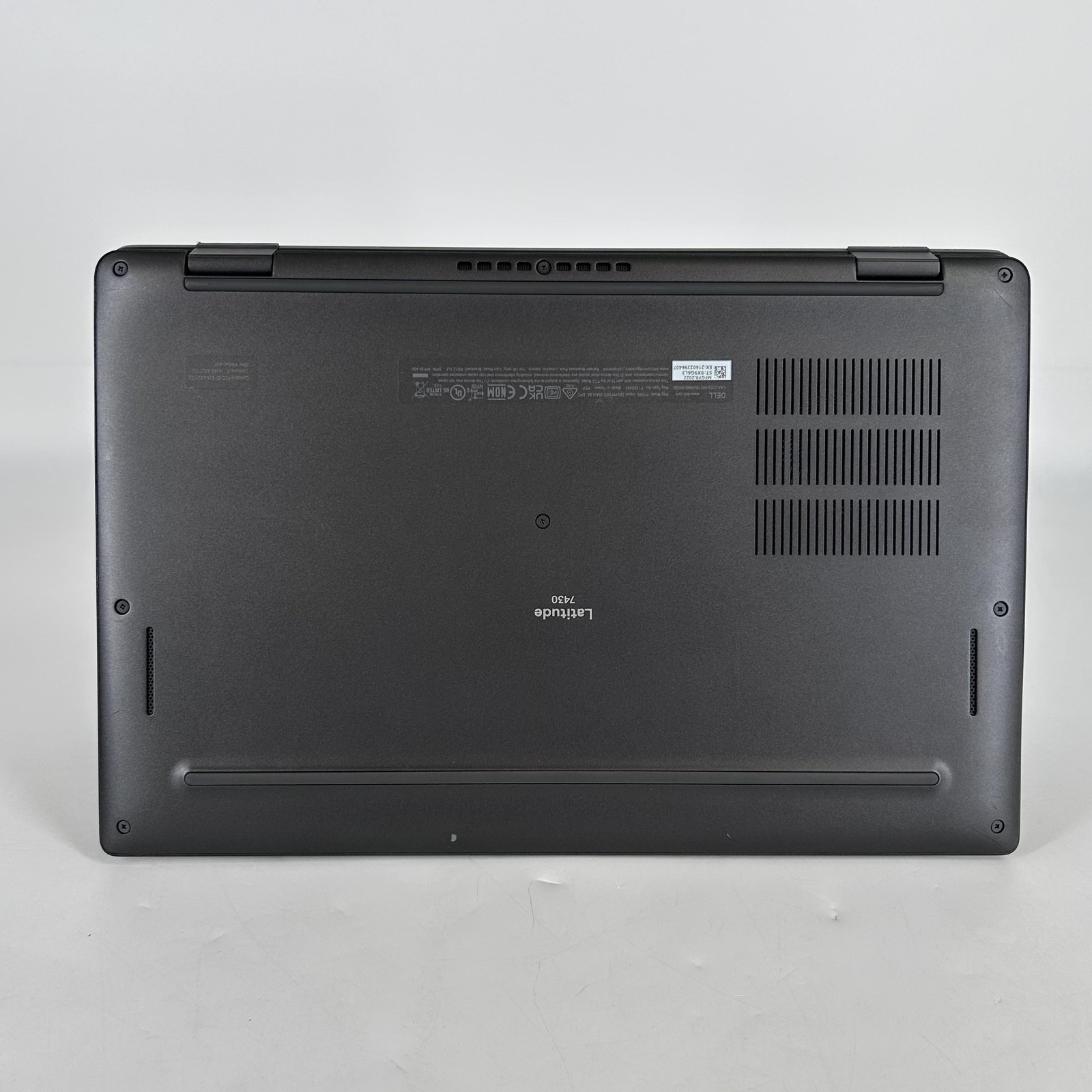 Dell Latitude 7430 14 Black FHD 1.8 GHz i7-1265U 16GB 256GB SSD Good