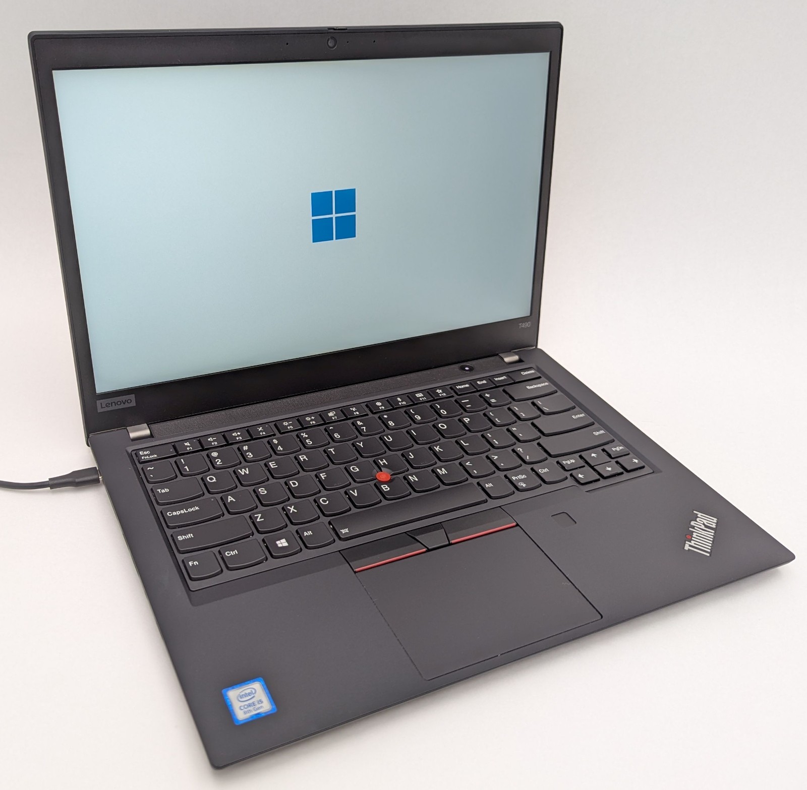 Lenovo ThinkPad T490 14″ Laptop i5-8265U 1.60GHz 8GB RAM 256GB NVMe Windows 11