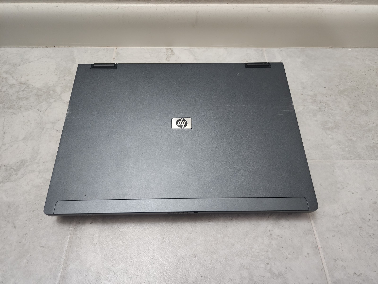 Hp COMPAC Nc6400, With Carrier Bag And External Battery.