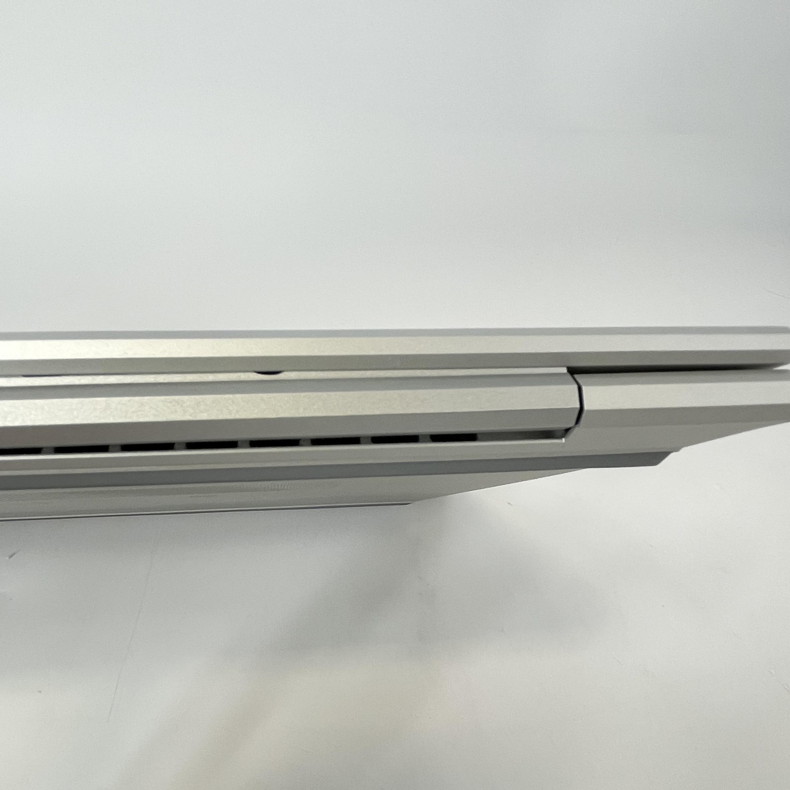 HP Elitebook 840 G8 14 Silver FHD i7-1165G7 2.80GHz 16GB 256GB SSD – FRAME GAP