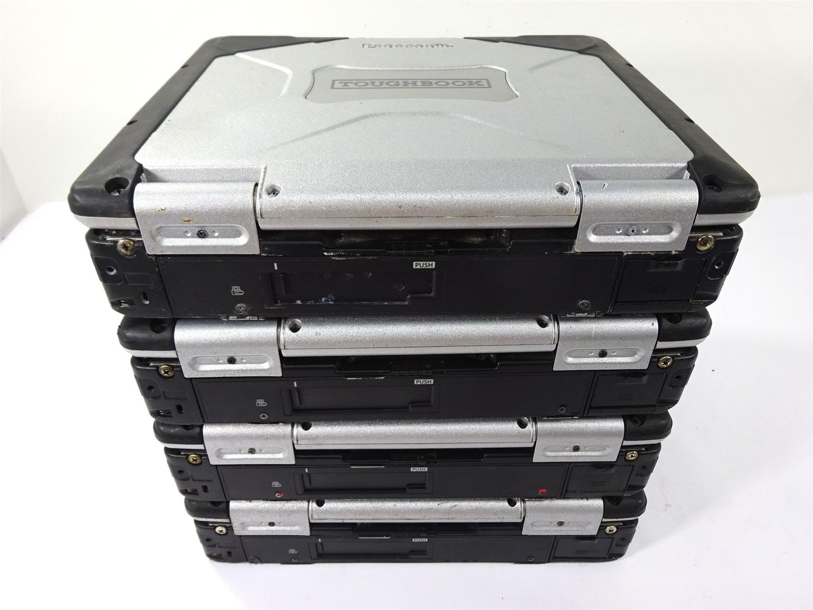Lot 4 Panasonic CF-31 MK4 Core i5-3340M 2.70GHz 8GB RAM – No Hard Drive