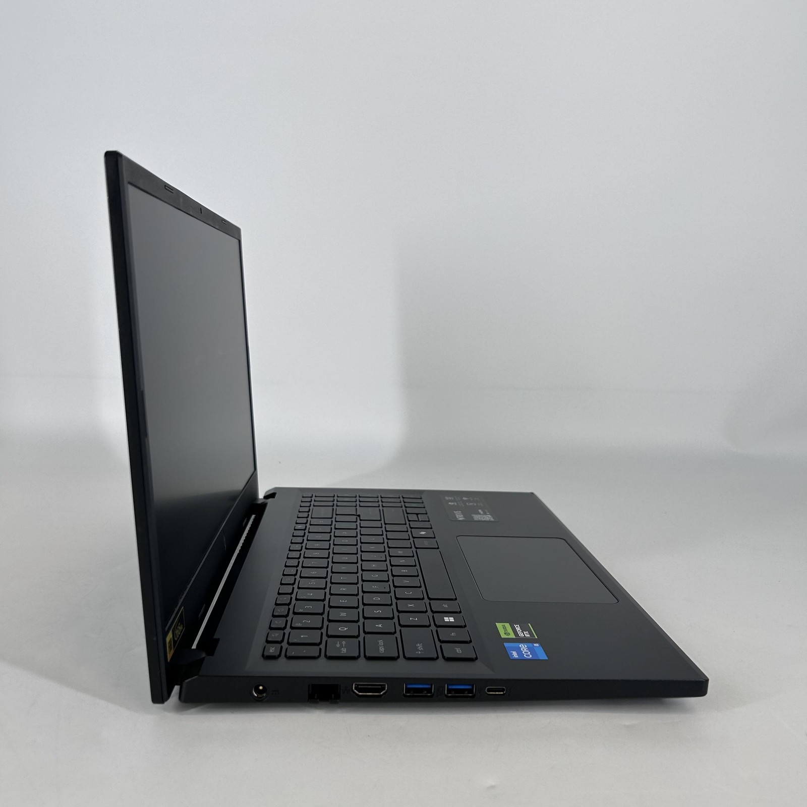 Acer Nitro V 15 FHD 2.1 GHz i5-13420H 16GB 512GB SSD RTX 5050 Very Good
