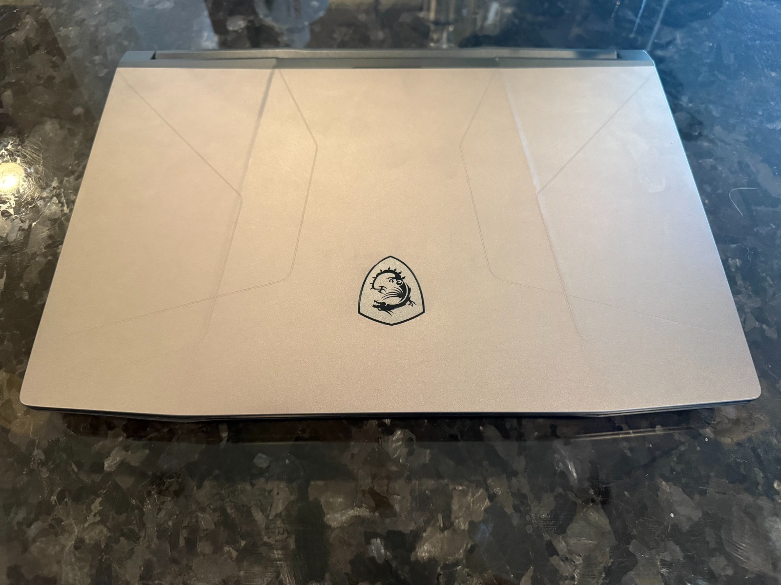 MSI Pulse GL66 15.6” (512GB SSD Intel Core i7-11800H 2.3GHz 16GB RAM) 11UGK-001