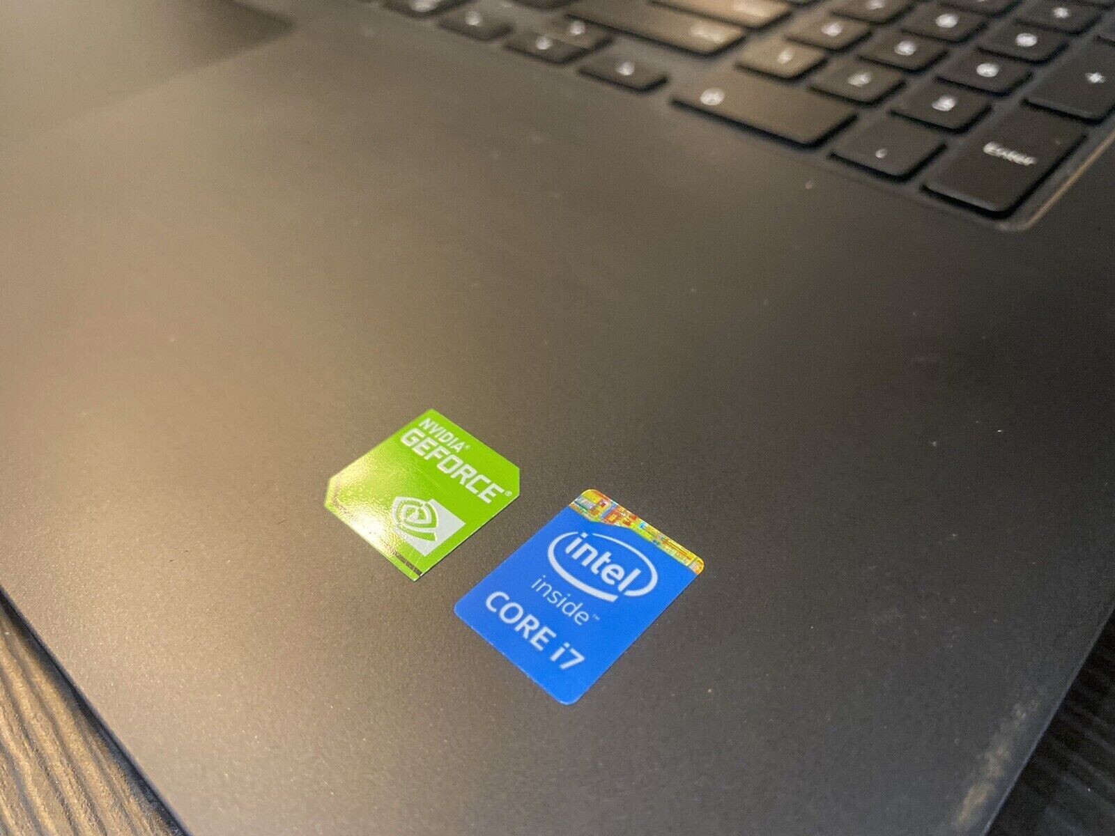 Dell Inspiron 5000- 5748| Intel i7-4510U 2GHz| 8GBRAM| 750 GBHDD DVD/RW Win10Pro