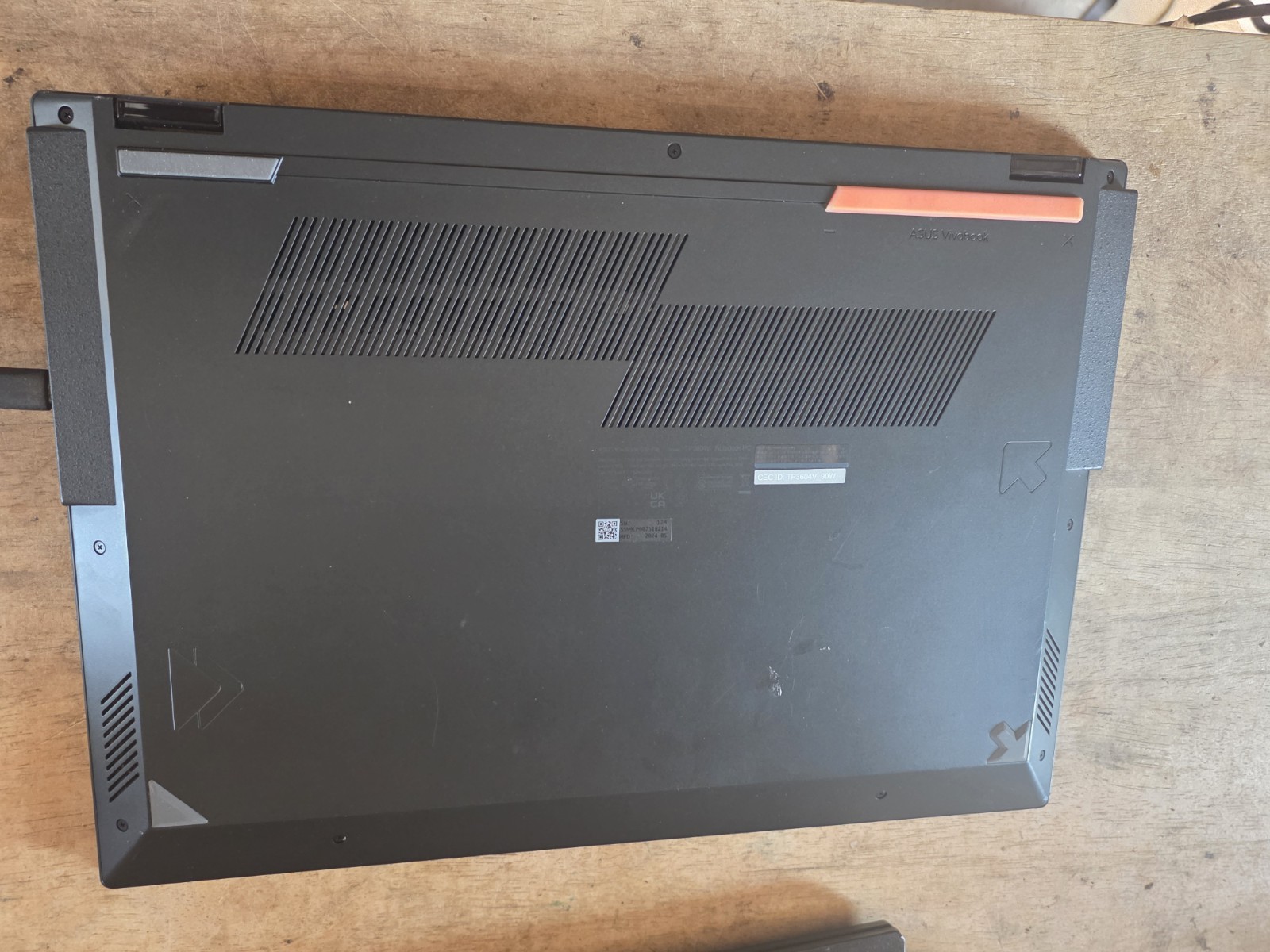Asus Vivobook S 16 Flip TP3604V 16″ i9-13900H 2.6GHz 16GB RAM 1TB SSD Hinge