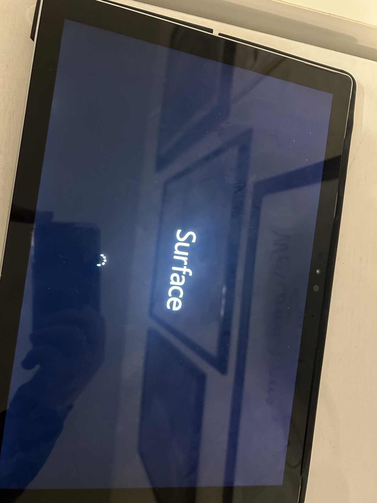 Microsoft Surface Pro 4 12.3” Touchscreen Pixelsense Windows Pro 10