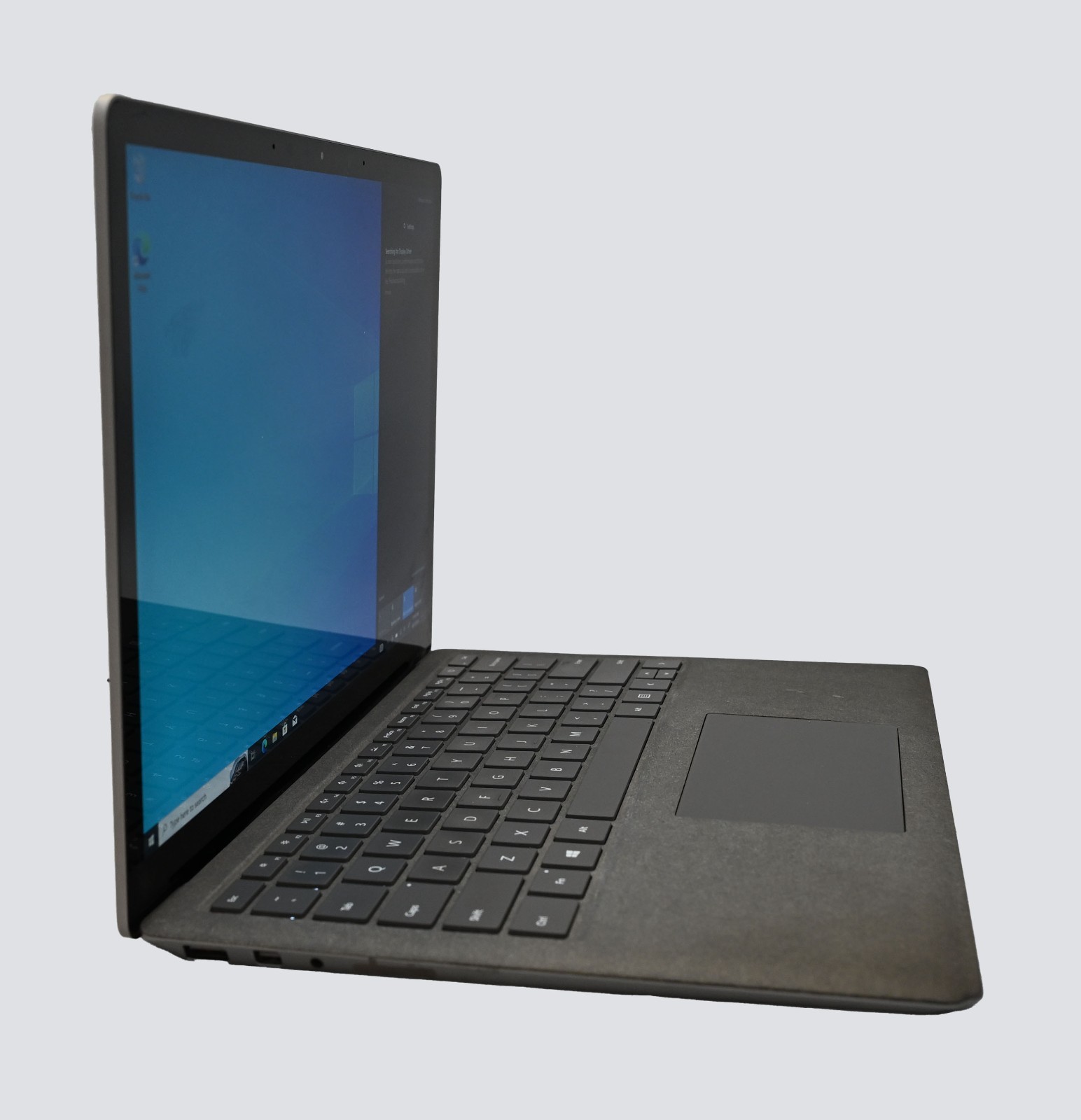 Microsoft Surface Laptop 1769 i5-7200u 2.5GHz 8GB RAM 256GB SSD