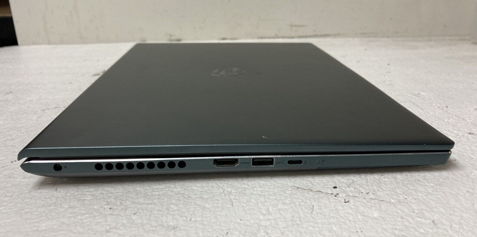 Dell Inspiron 16 7610 Intel Core i7-11800H @2.30GHz 8GB RAM NO SSD No Power READ