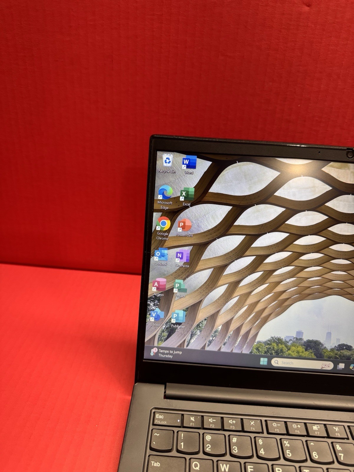 Lenovo Thinkpad E14 11th i3-1115G4-3.0GHz-8GB DDR4 256GB Windows Pro