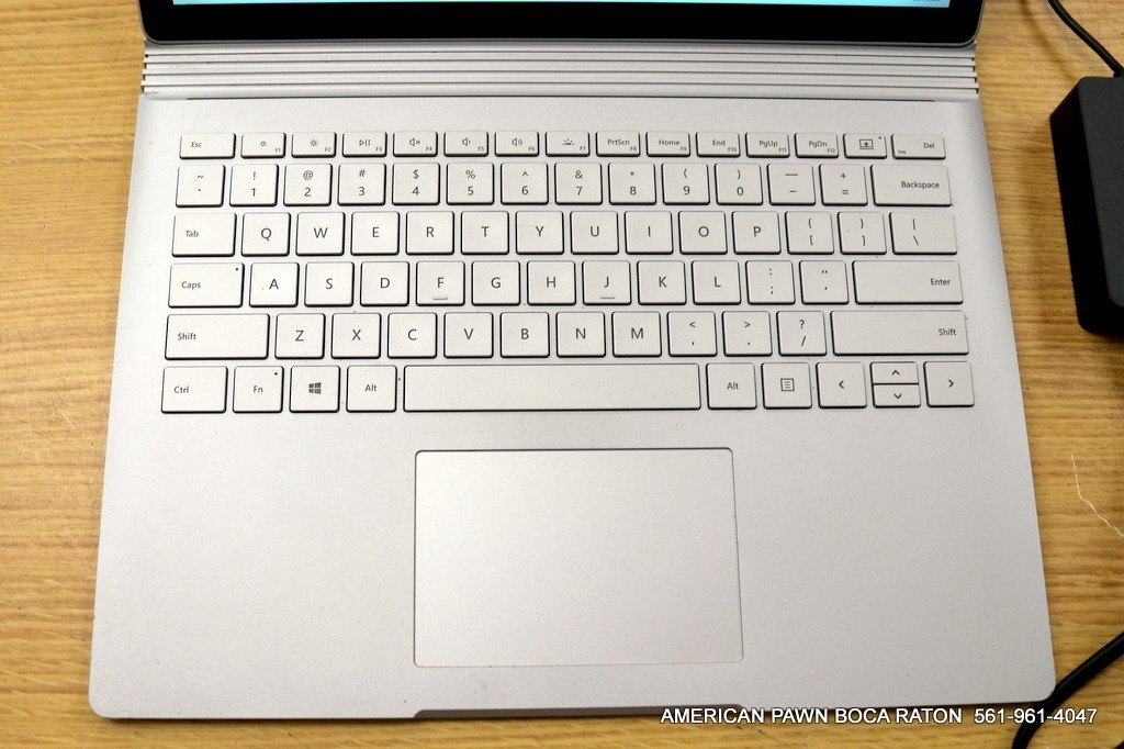 Microsoft Surface Book 1832 1TB SSD Intel Core i7 8th Gen. 1.9GHz 16GB AS IS