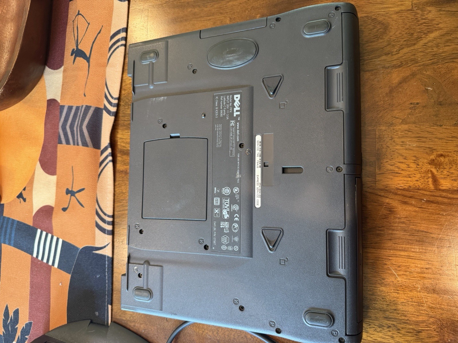 Dell Latitude CPx H450GT Pentium III 450MHz 192MB 4GB Win98SE Serial Parallel