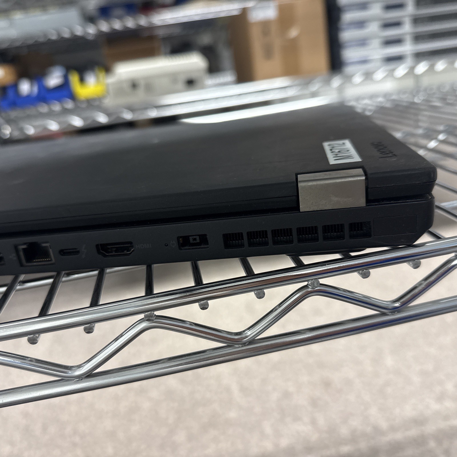 Lenovo ThinkPad P50 15.6″ | i7-6700HQ@2.6GHZ | 8GB RAM | NO OS/CHARGER/HDD
