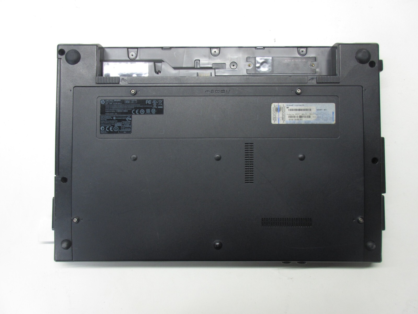 HP 625 Laptop AMD V160 4GB Ram No HDD or Battery – HDD cable broken
