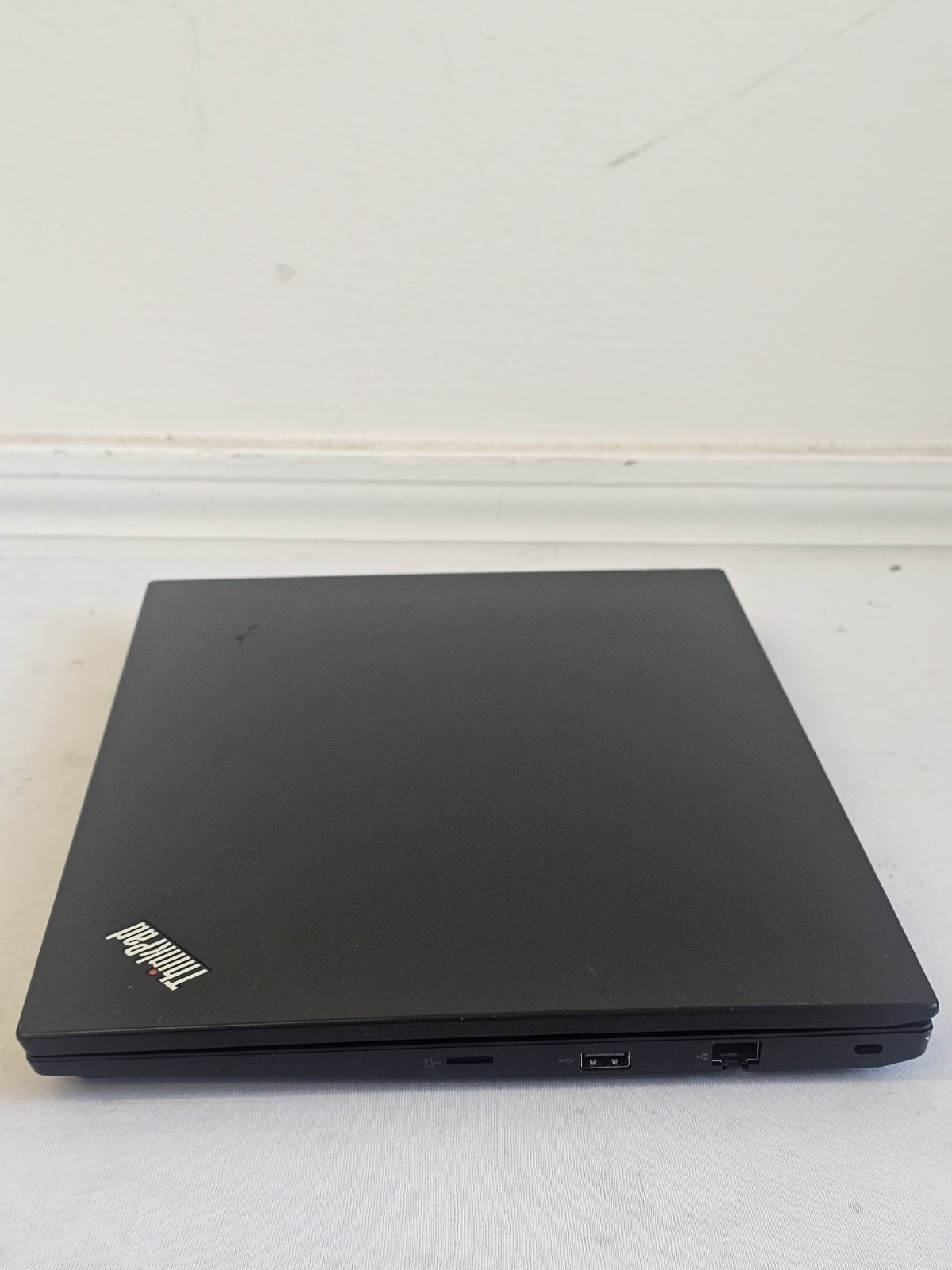 Lenovo ThinkPad E495 Laptop – AMD Ryzen 5-3500u – 8GB RAM – 256GB SSD – Win 10