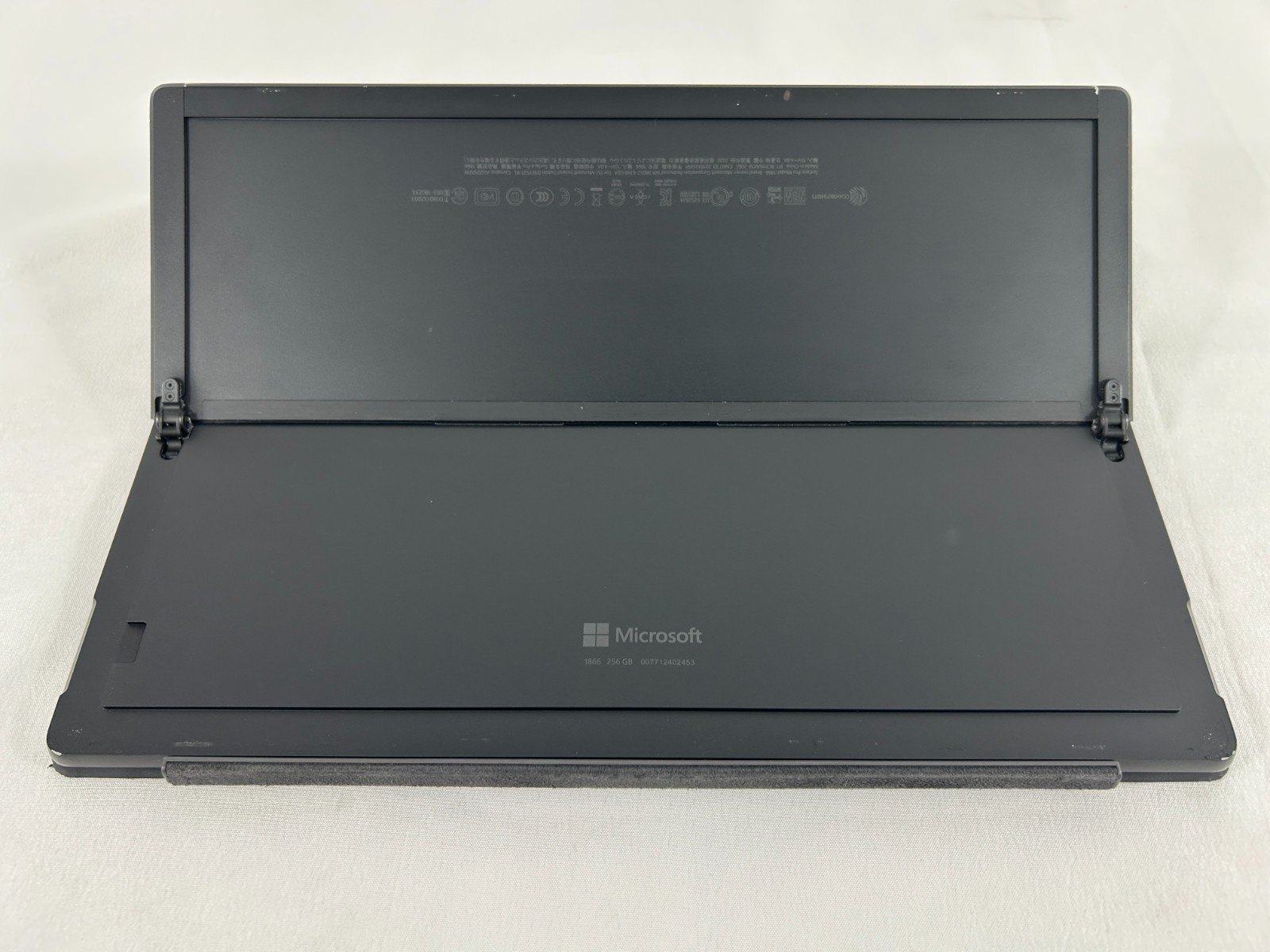 Microsoft Surface Pro 7 12.3″| i7-1065G7 | 16GB RAM | 256 GB NVMe | W11Pro