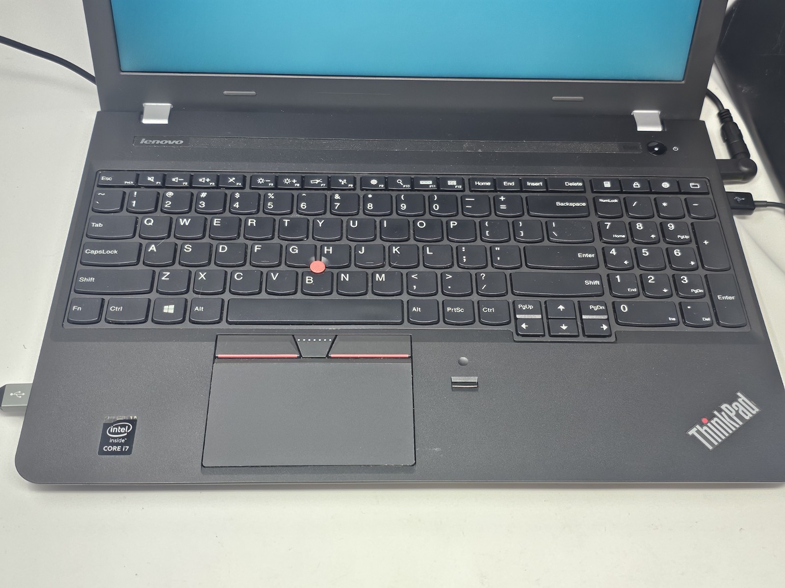 Lenovo ThinkPad E550 Laptop Intel Core i3-4th @ 2.20GHz 4GB RAM 128GB SSD
