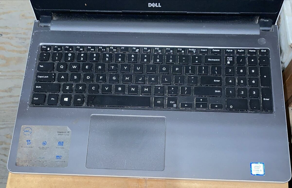 DELL INSPIRION 15 5000 SERIES i5-6200U 2.30GHZ 8GB RAM **NO HD/ NO CADDIE/ NO OS