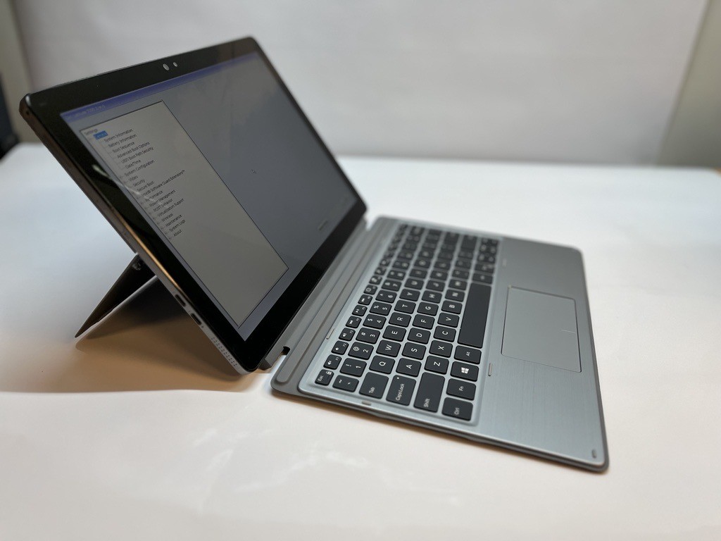 Dell Latitude 7200 2-IN-1 Intel i7-8665U FHD 16GB/256GB SSD Windows 10 Pro