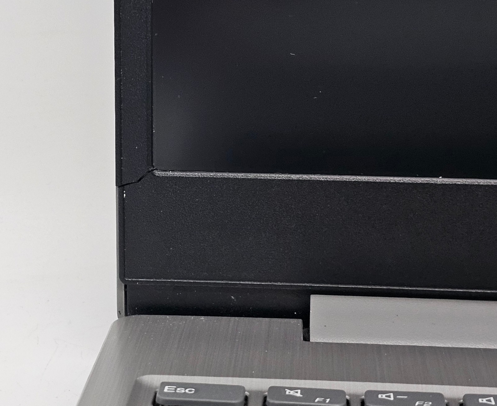Lenovo IdeaPad 3 – 15.6″ Laptop – i3-1005G1 @ 1.20GHz 8GB RAM 256GB SSD Win 11 *