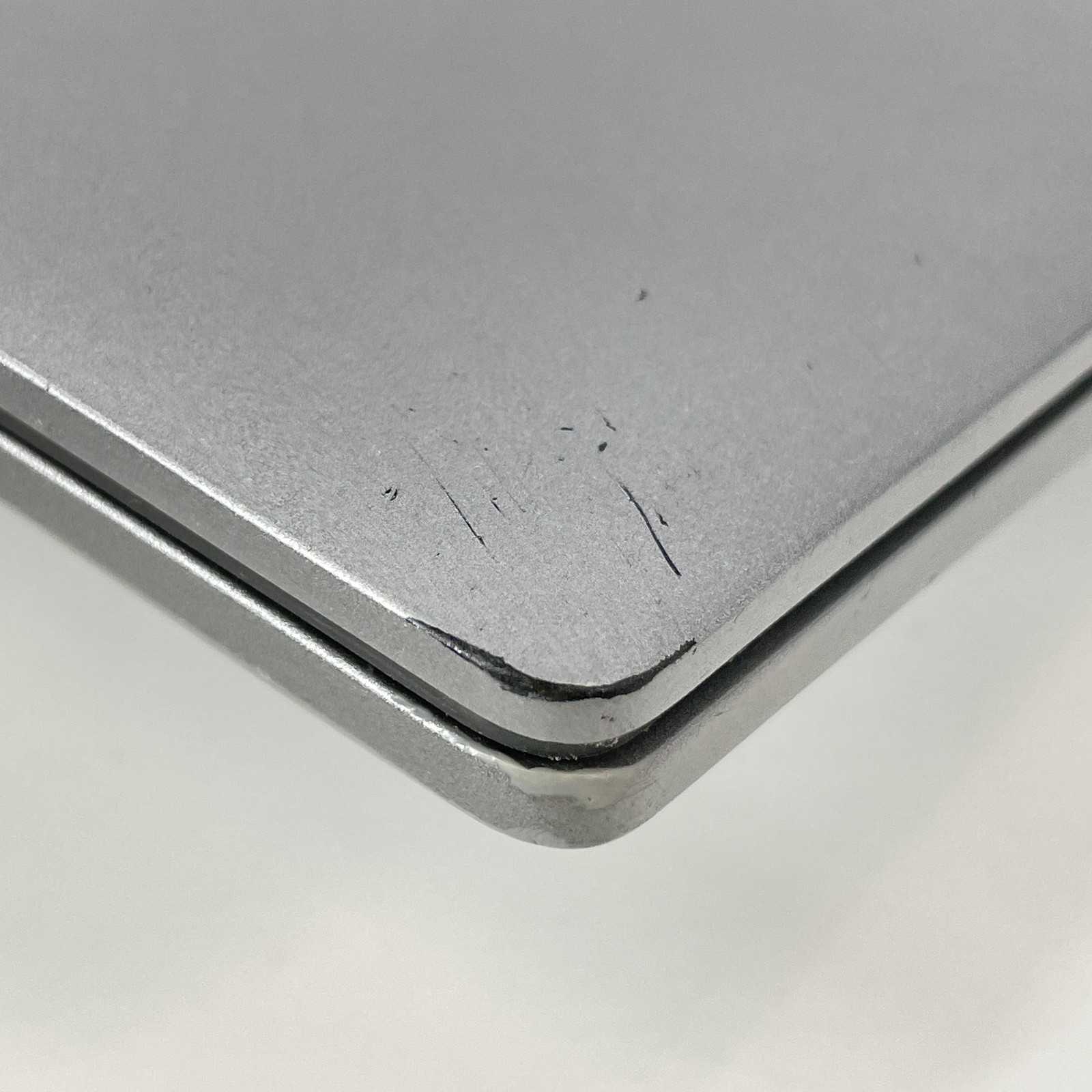 Dell Latitude 5450 14 Gray FHD 1.7GHz Ultra 7 165U 16GB 512GB SSD Good FRAME GAP