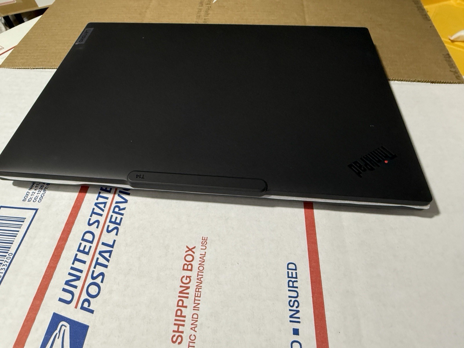 Lenovo ThinkPad T14 Gen 6 14″ Touch Ultra 7 255U 32GB RAM 1TB SSD opened box