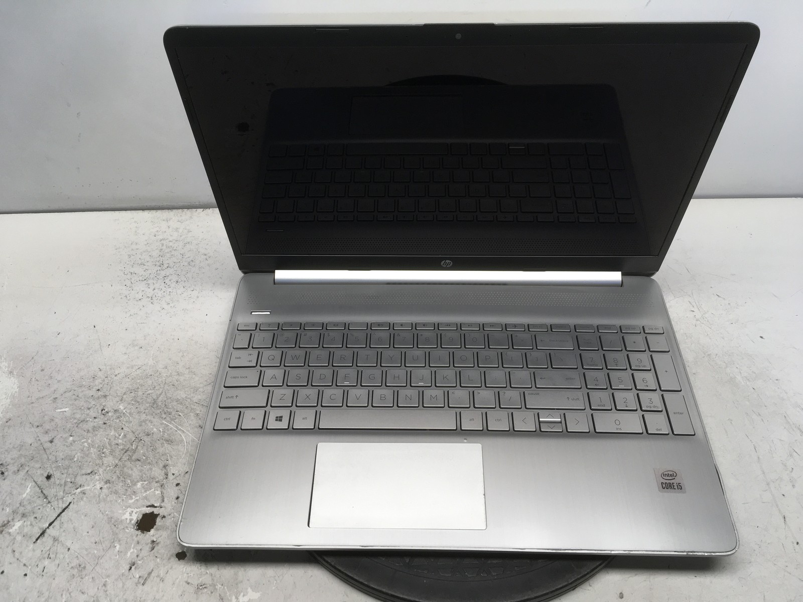HP Pavilion 15-DY1059MS Intel i5 10th gen No RAM NO HDD No Batt