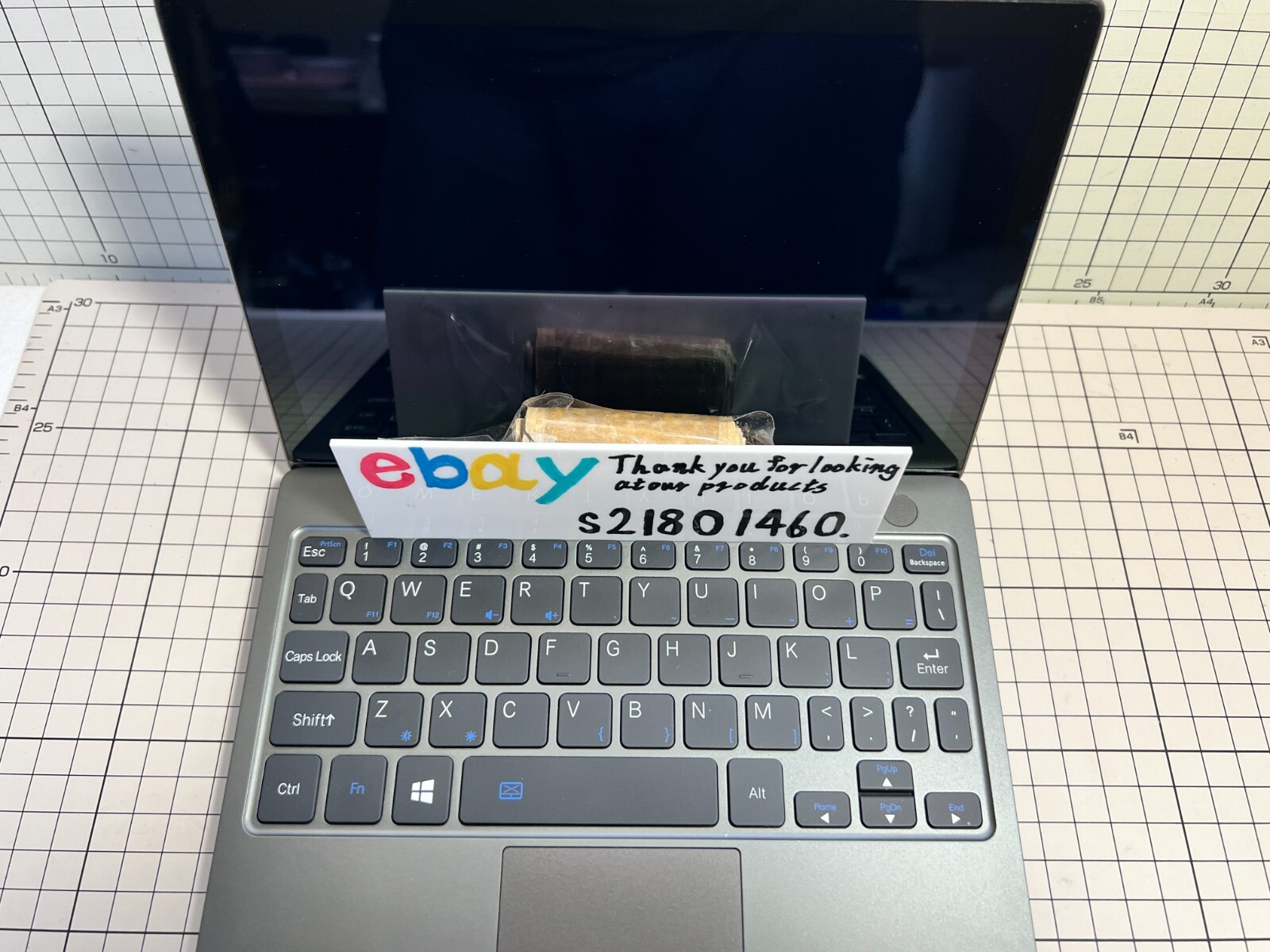 GPD P2 MAX Windows10 Core m3-8100Y Memory 16GB SSD 512GB Near Mint