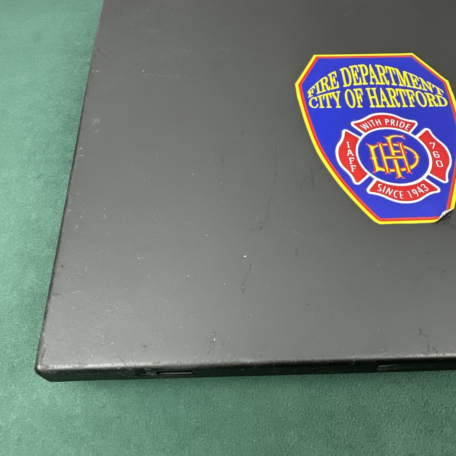IBM ThinkPad T22 Laptop Type 2647 Vintage Windows 98/2000 Parts Repair As Is