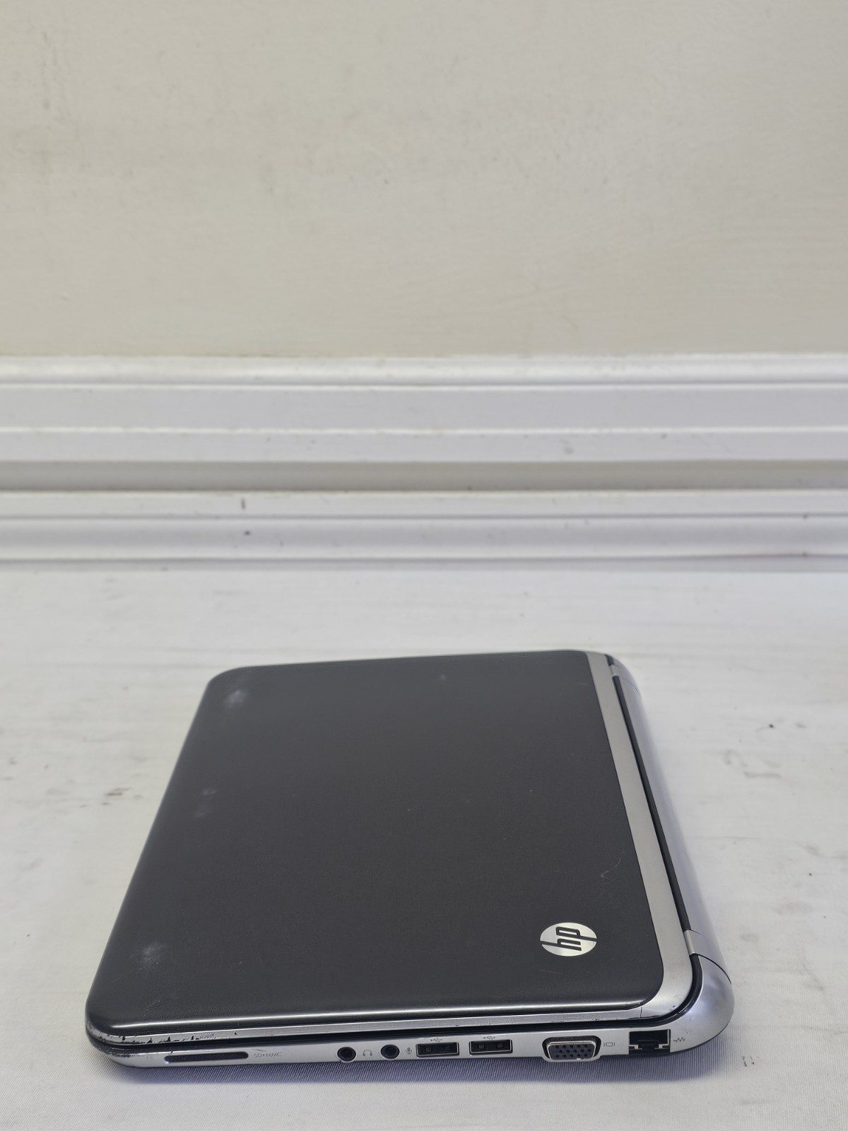 HP 3115m Laptop – AMD E-300 – 4GB RAM – NO BATT – BIOS LOCKED – NO HDD/OS Parts