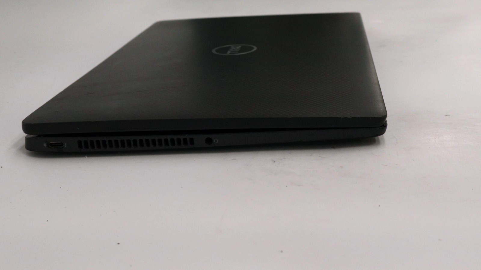 Dell Latitude 7430 14″ i7-1265u 32GB 512GB – Fair READ DESC