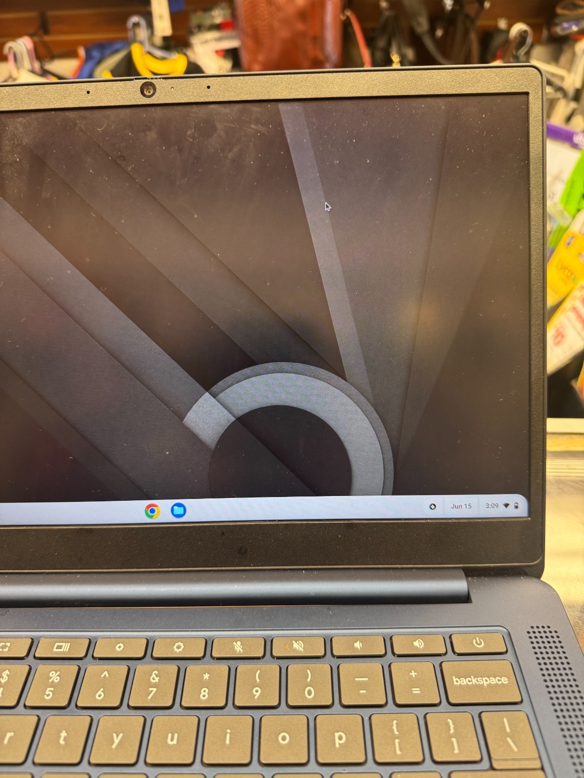 Lenovo IP Slim 3 Chrome 14M868 Chromebook – 14″ FHD Touchscreen