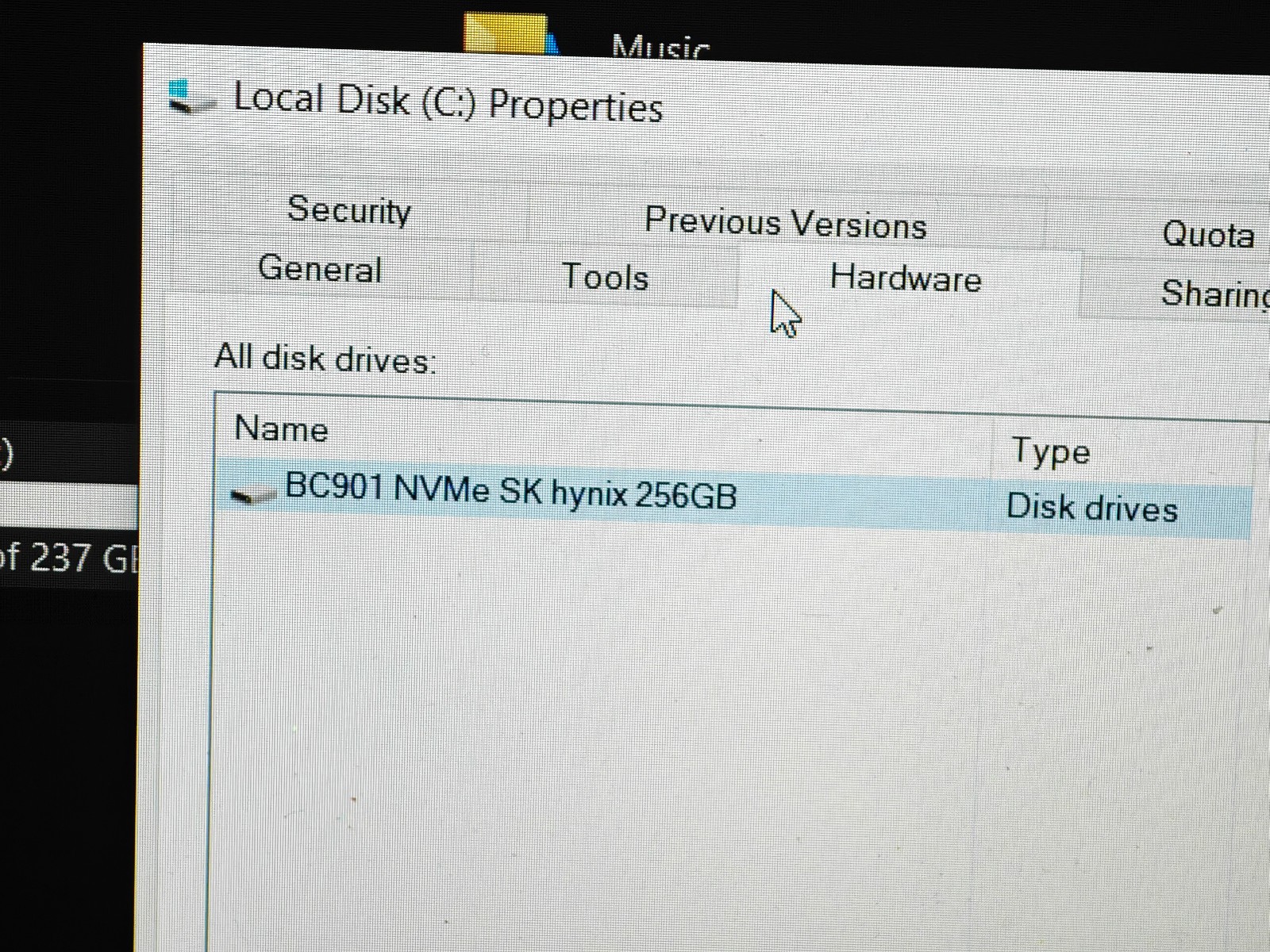 DELL Inspiron 15 3520 p112f – 256GB SSD, 8GB RAM, 12th gen Intel i3-1215u CPU