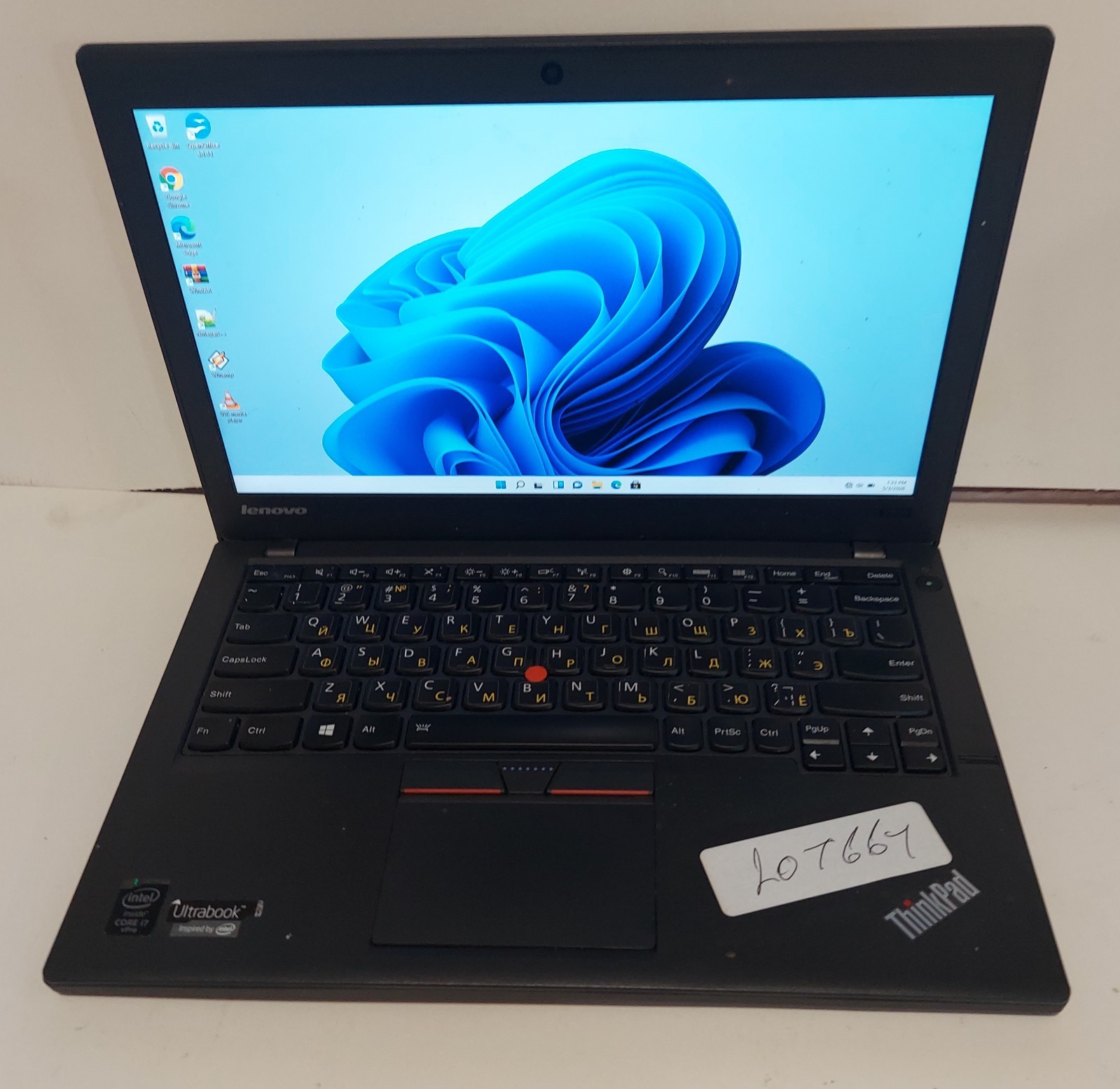 LENOVO ULTRABOOK THINKPAD X250 i7 256SSD 8 RAM GOOD CONDITION